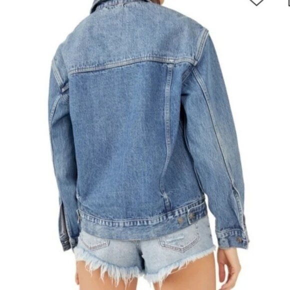 FREE PEOPLE We The FREE Jolene Trucker Oversized Denim Jean Jacket, Size XS - Picture 2 of 15